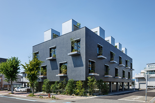 HD神戸ビル｜平岡建築デザイン｜オフィス設計｜大阪｜オフィスデザイン｜建築家｜かっこいい｜設計｜神戸｜鉄骨造｜屋上緑化｜新しいオフィスデザイン｜かっこいい｜サステナブル建築｜